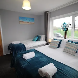  Holiday home Chadwick House United Kingdom